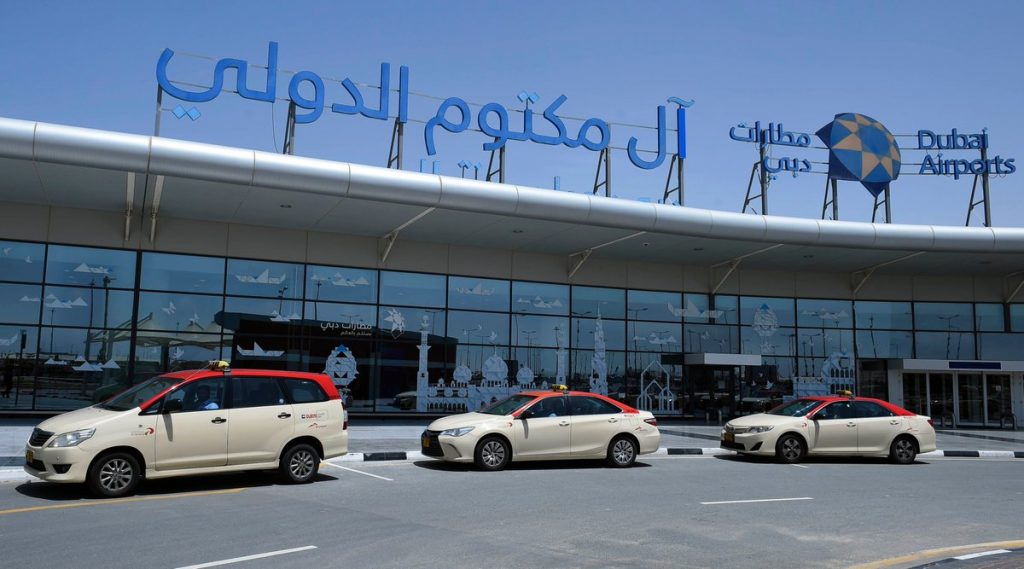 pre book taxi dubai airport